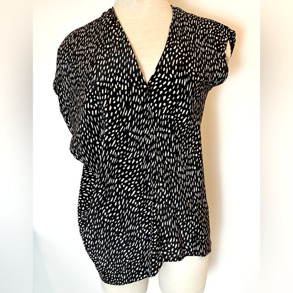Asymmetrical Animal Print Silk V-Neck Blouse - Picture 1 of 4